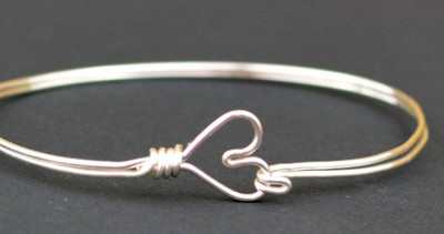 Heart Clasp Bangle Bracelet