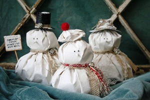 Faux-Fabric Snowmen