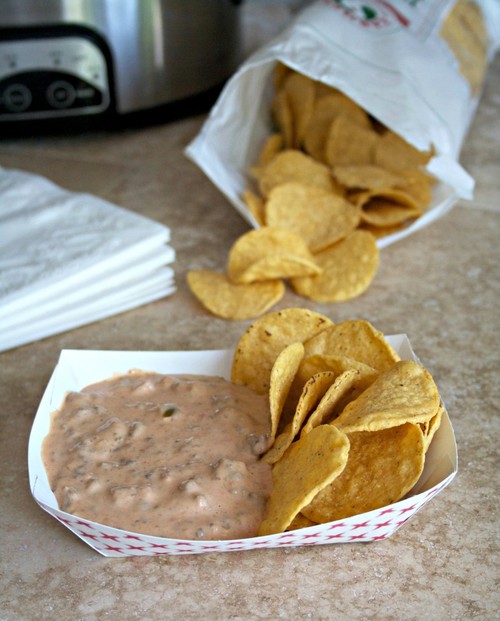 Slow Cooker Beefy Taco Dip