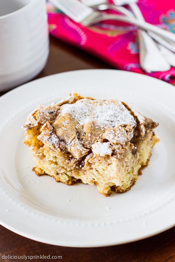 Homemade Cinnamon Pecan Coffee Cake