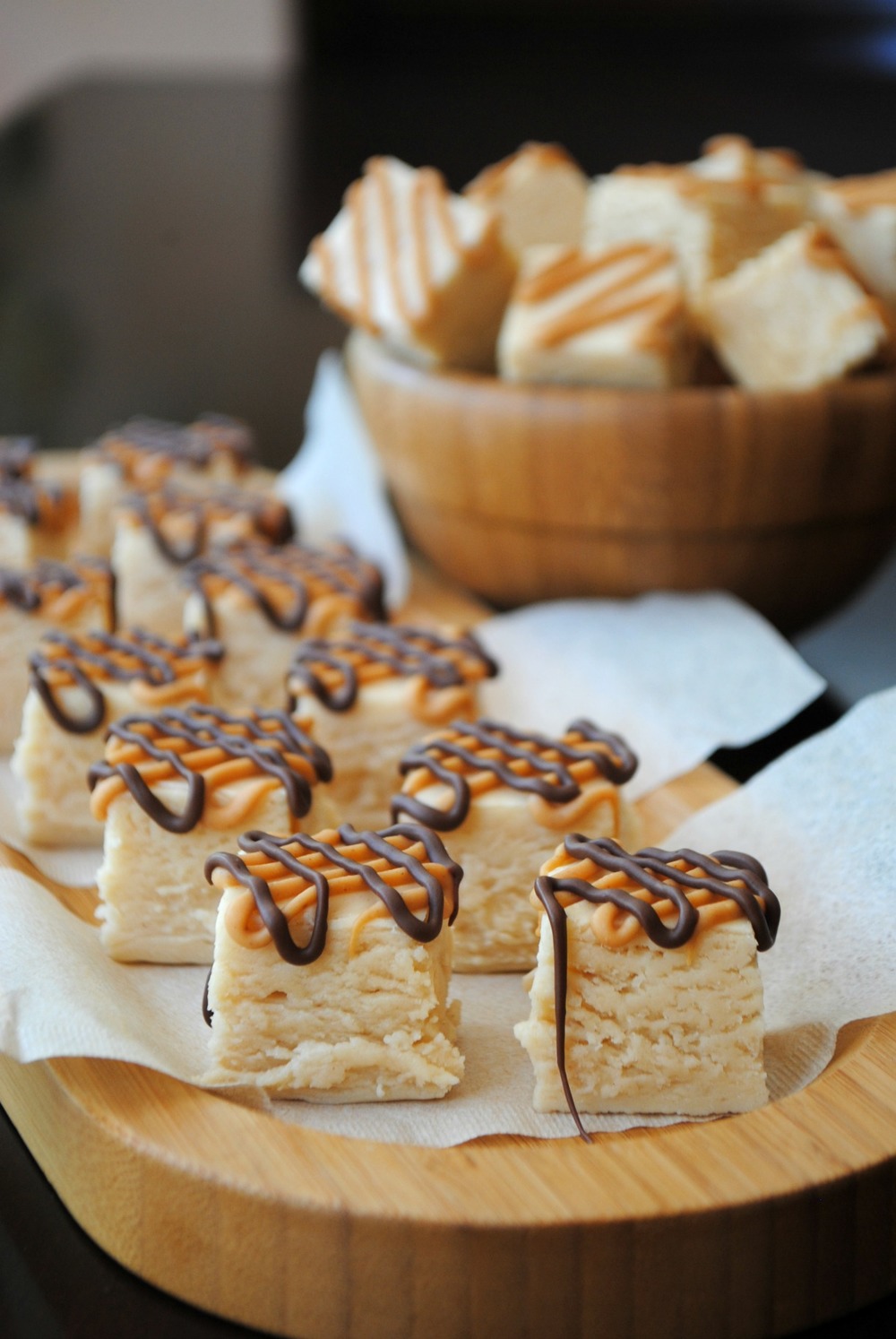 Pretty Peanut Butter Fudge | RecipeLion.com