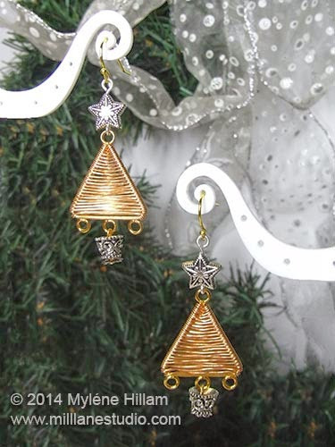 Shimmering Gold Christmas Tree Earrings