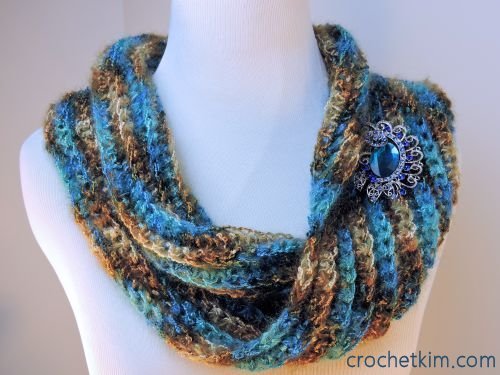 Sea Bling Crochet Cowl