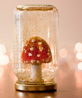 DIY Rustic Glitter Globe