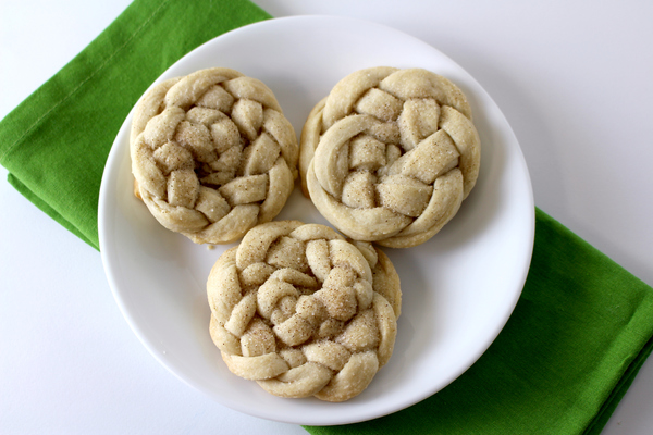 5-Ingredient Pie Crust Cookies