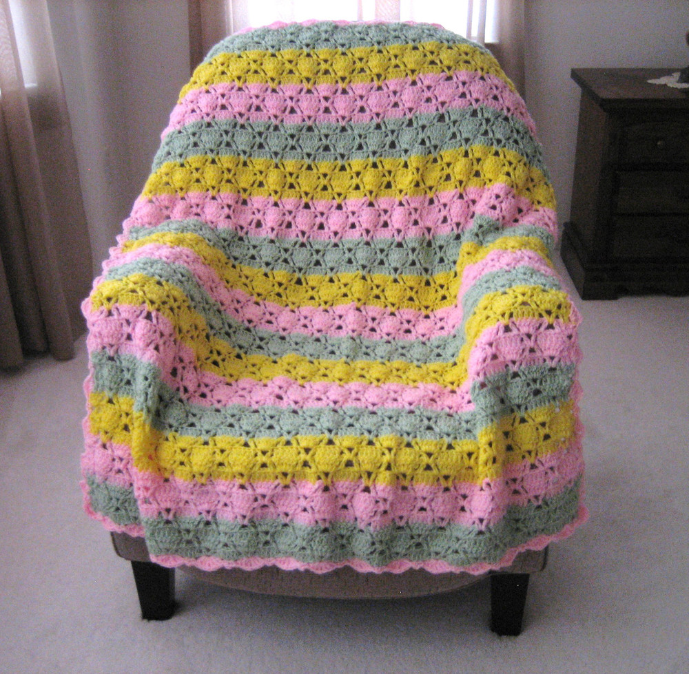 Tulip Crocheted Afghan | FaveCrafts.com