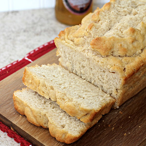 Quick and Easy Homemade Beer Bread