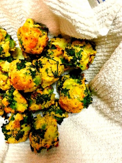 Broccoli and Cauliflower Cheesy Bites