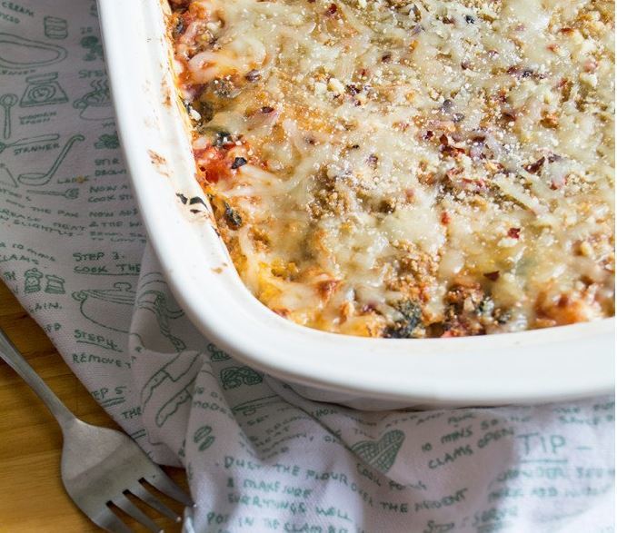 Super Simple Spaghetti Squash Casserole | FaveHealthyRecipes.com