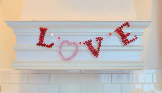 Fall in Love Puzzle Piece Garland