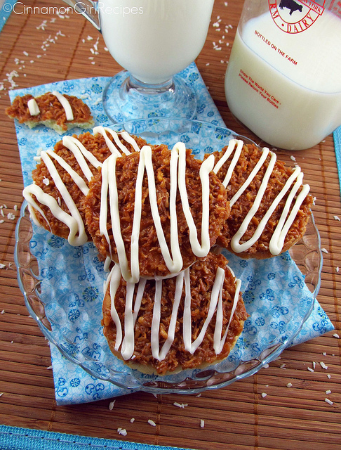 Copycat White Chocolate Samoa Cookies