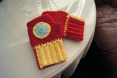 Puff Stitch Fingerless Gloves Crochet Pattern - CrochetBeja