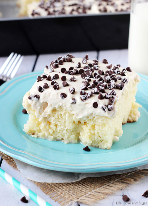 Creamy Cannoli Poke Cake