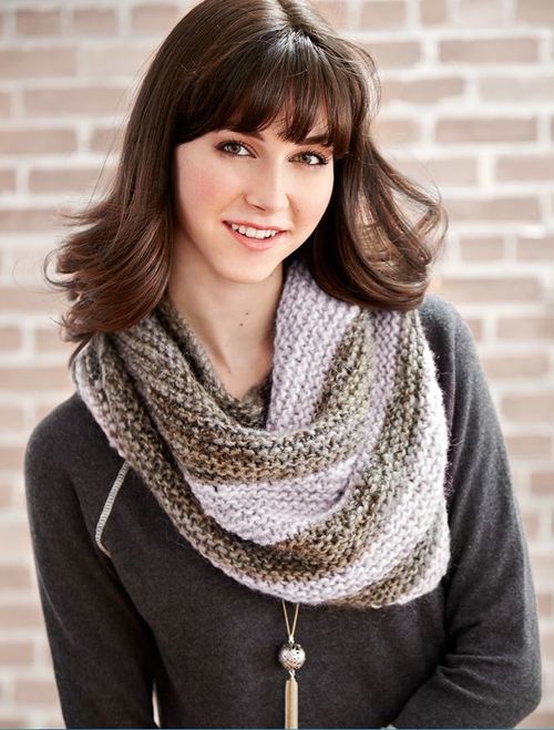 Lavender Fields Easy Knit Shawl Pattern Allfreeknitting Com Lavender Fields Easy Knit Shawl Pattern Allfreeknitting Com