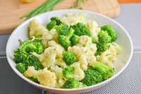 Picture-Perfect Cauliflower and Broccoli