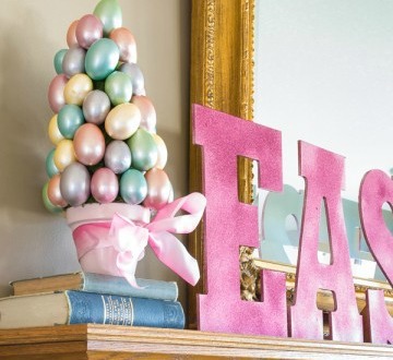 Eggcentric Table Trees