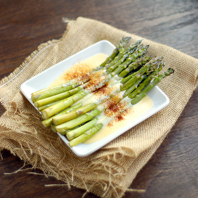 Asparagus with Cheese Sauce