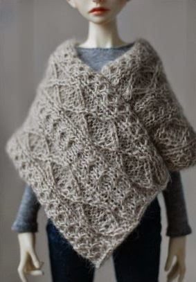 Aran Doll Poncho