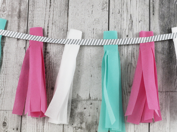 No Fray Tassel Party Garland