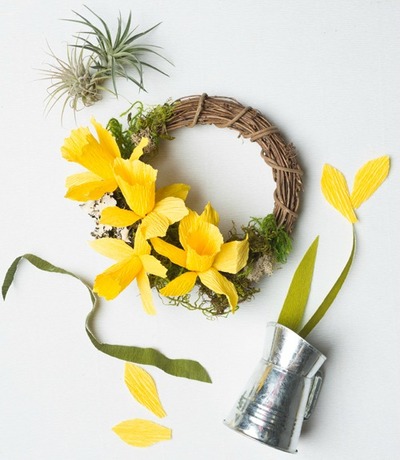 Darling Daffodil DIY Wreath