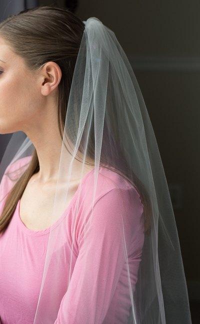 Effortlessly Elegant DIY Wedding Veil