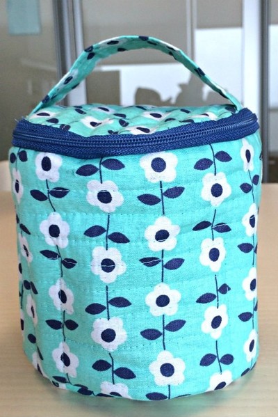 Pocketed Round DIY Makeup Bag