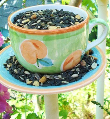 Tea Time Bird Feeder