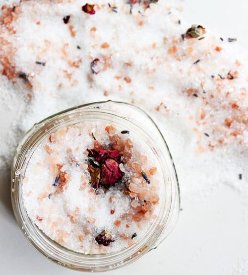 Himalayan Salt and Rosebud Bath Soak