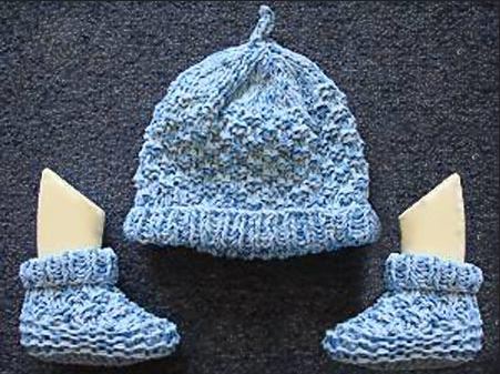 Two Needle Blocks Baby Booties