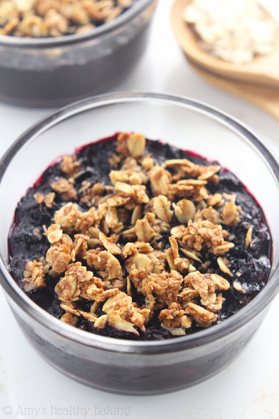 Clean-Eating Blueberry Breakfast Crumble