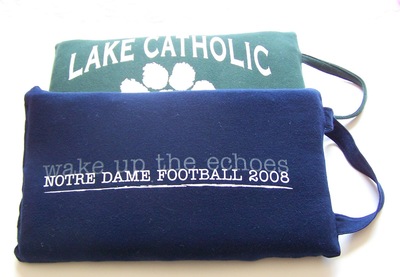 Upcycled T-Shirt Into Stadium Cushion