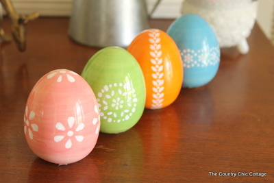 Easter Decorations with Paint Pop Paint Sticks ⋆ Jupiter & Dann