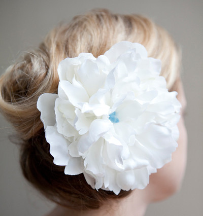 Gorgeous Flower Hair Piece