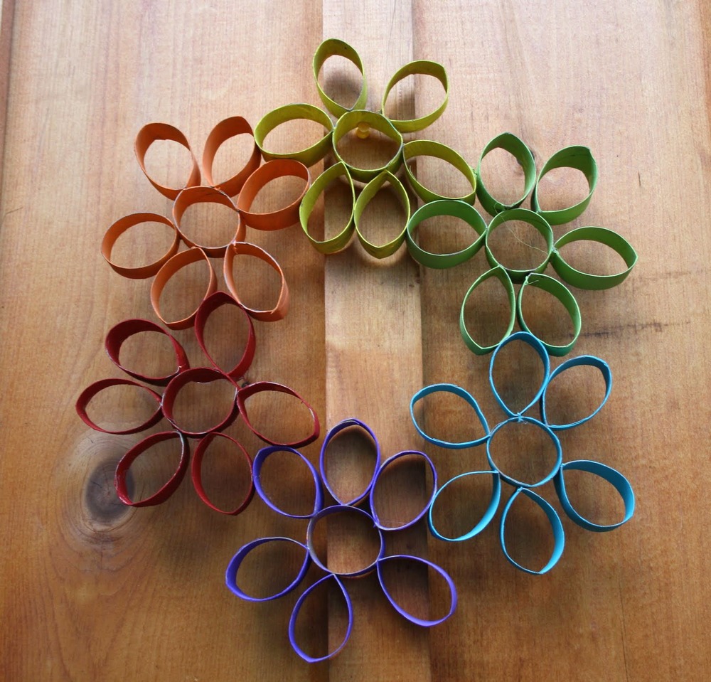 Daisy wreath splash allfreekidscraftscom Daisy wreath splash allfreekidscraftscom