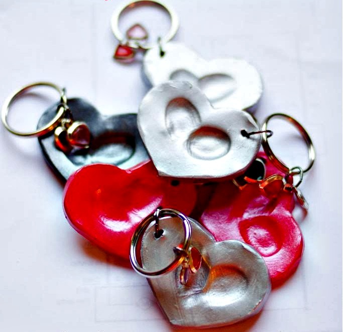 10 diy upcycled fabric scraps crafts Clay Heart DIY Keychain | AllFreeKidsCrafts.com