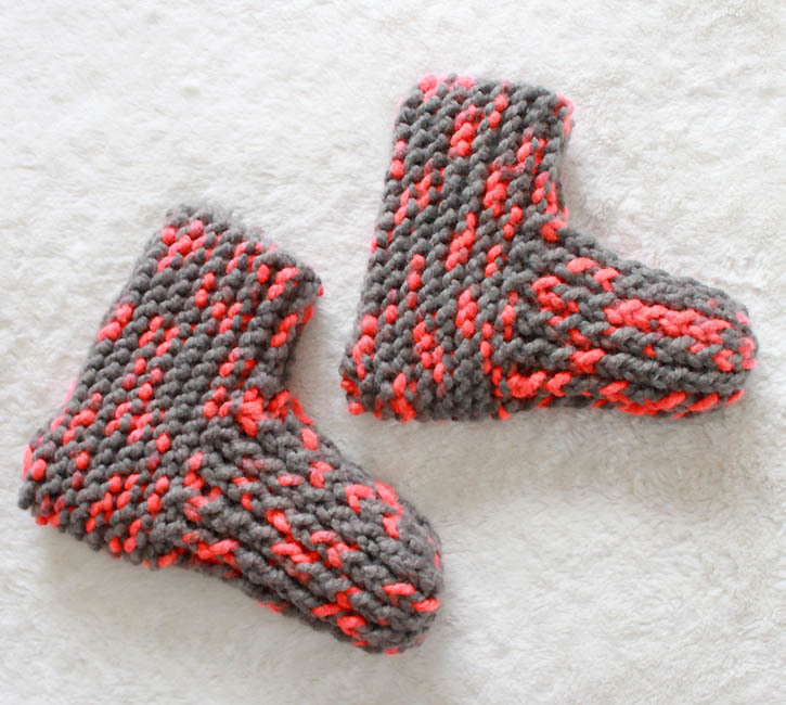 Snow Day Knit Slippers | AllFreeKnitting.com