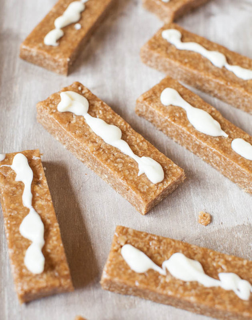 Snickerdoodle Granola Bars