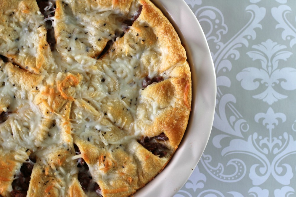 Italian Crescent Casserole with Ground Beef
