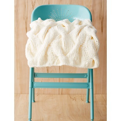White as Snow Cable Knit Throw