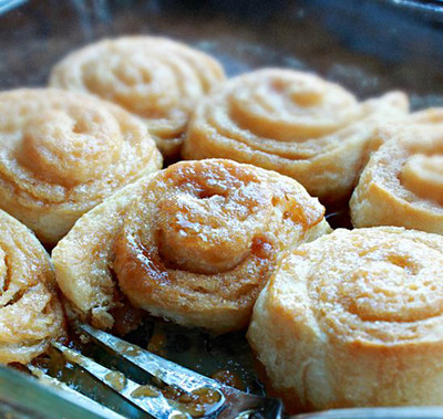 Semi-Homemade Slow Cooker Caramel Rolls