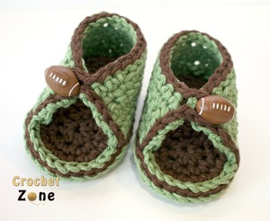 Peek-A-Boo Baby Crochet Sandal