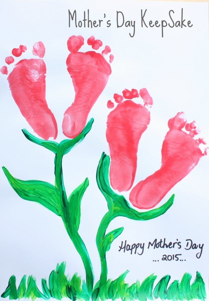 Mother's Day Footprint Flower | AllFreeKidsCrafts.com