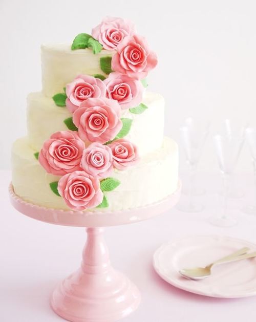Climbing Roses DIY Wedding Cake