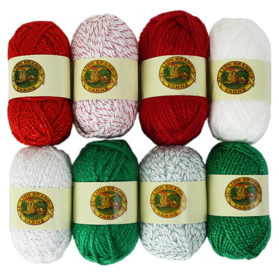 The Best Yarn to Use for Christmas Crafts