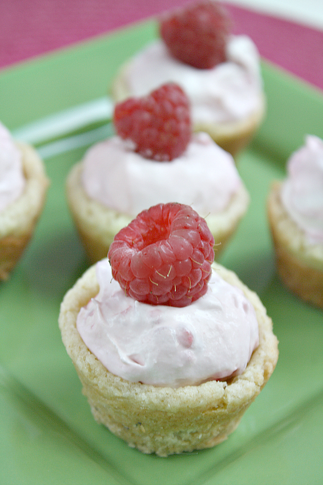Frozen Raspberry Cups Raspberry Cloud Cups | RecipeLion.com