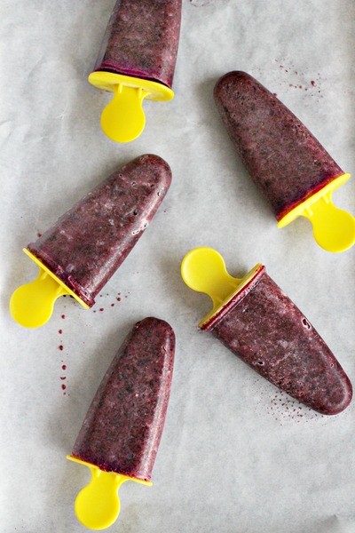 Delicious Blueberry Popsicles