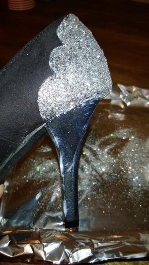 Glitter Scallop Heels Step 5