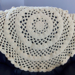 Round and Lacy Baby Blanket