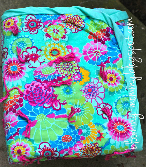 Blooming Tied Quilt
