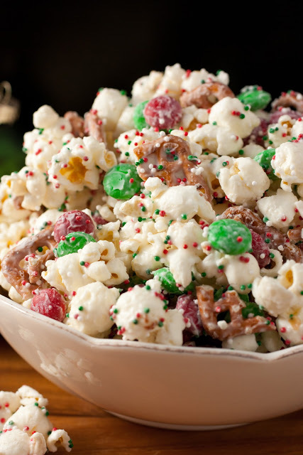 Christmas Crunch Funfetti Popcorn
